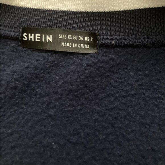 Varsity jacket with packet and pockets - Picture 7 of 9